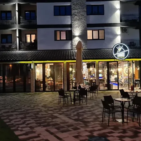 Four Seasons 아파트 *