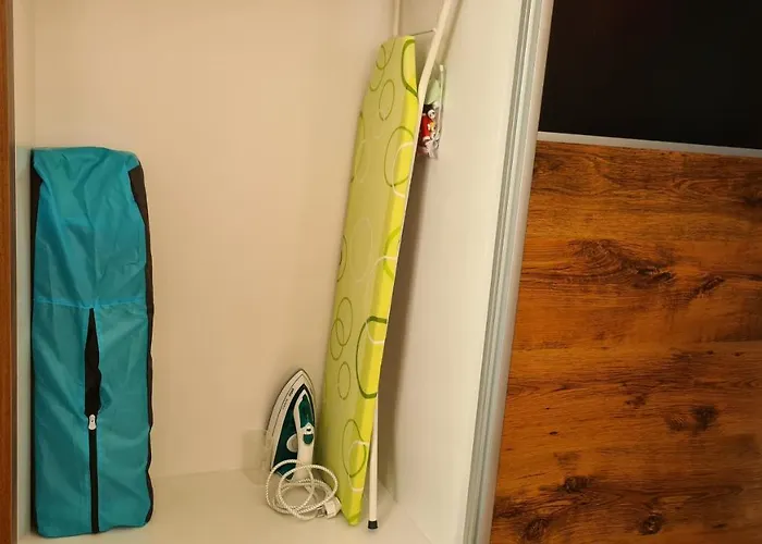 Four Seasons 즐라티보